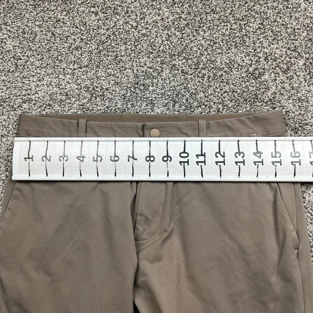 Uniqlo Stretch Dry EX Pants Mens M Taupe Athletic Golf Travel Casual
